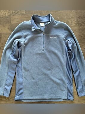 Columbia Light Blue Quarter-Zip Fleece Pullover men’s medium